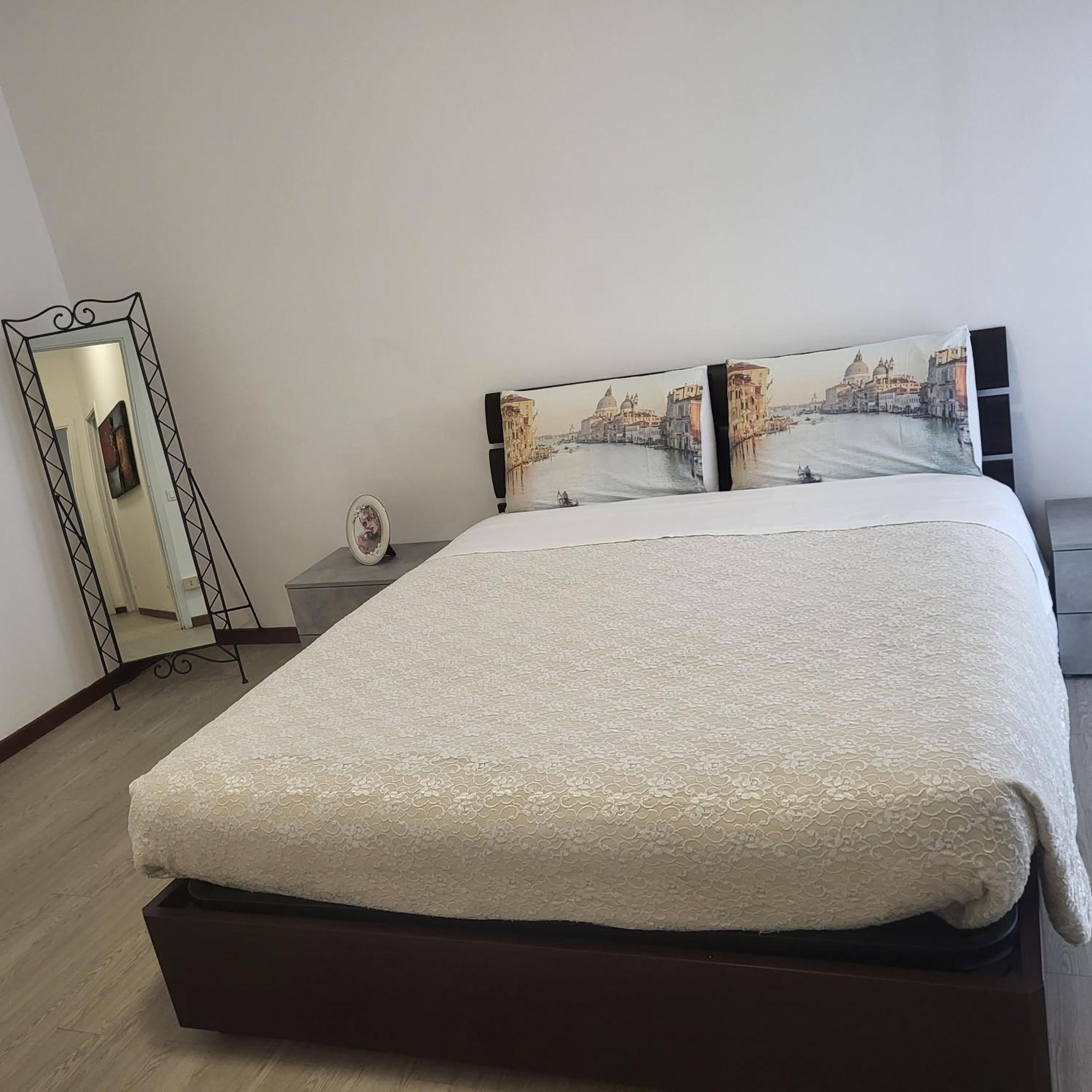 Casa Primavera Bérgamo Habitación foto